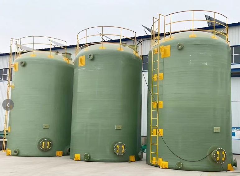 FRP storage tank